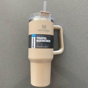 Stanley Quencher 40oz Driftwood Tumbler